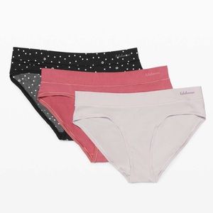 Lululemon Smooth Seamless Bikini 3 Pack